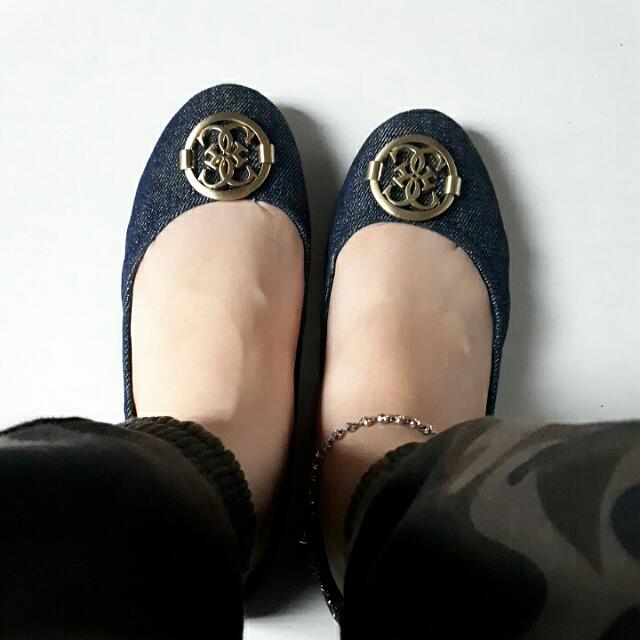flat shoes guess