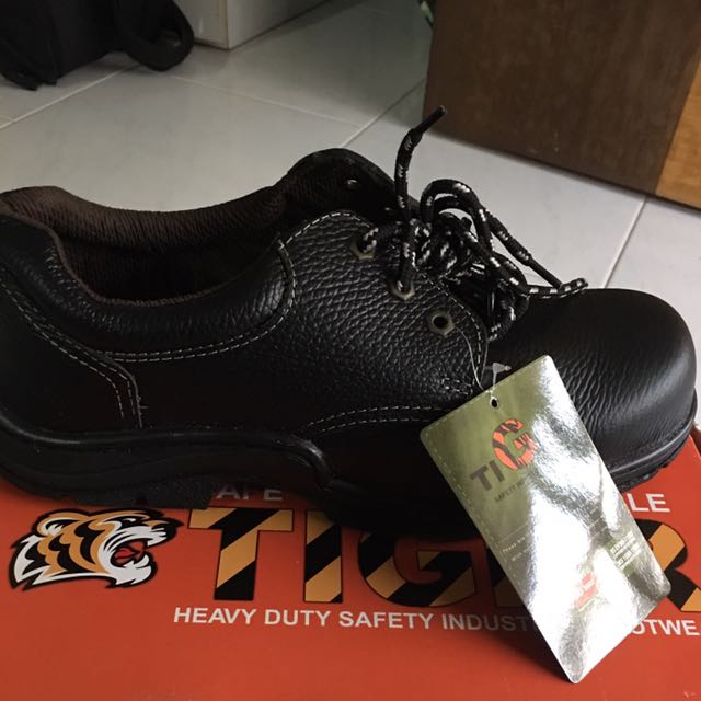 Tiger Safety Shoes, Men's Fashion 