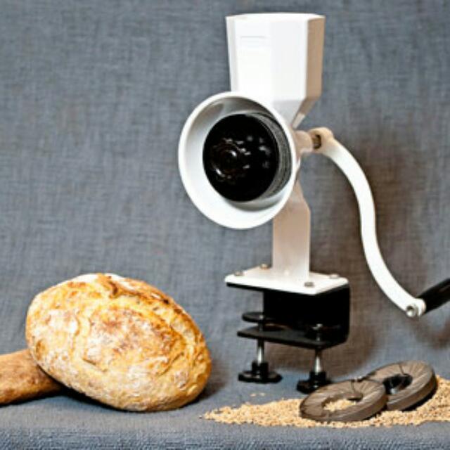 Wonder Junior DELUXE Manual Hand Mill by Wondermill Jr Grain Wheat