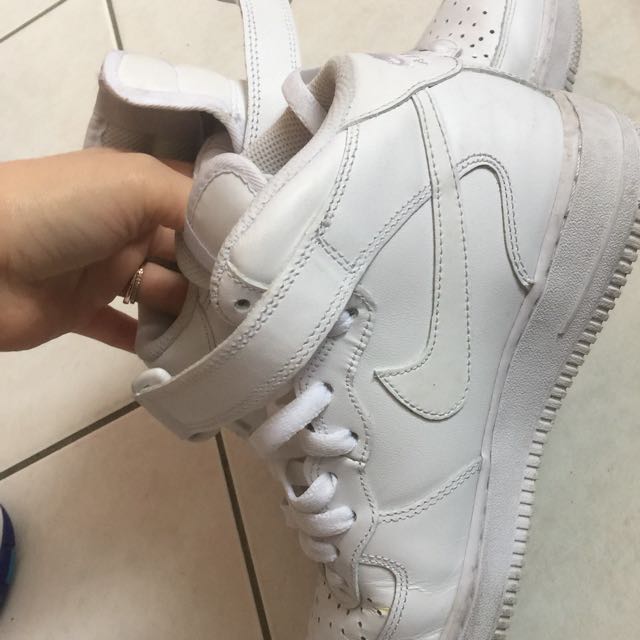 deals on air force ones
