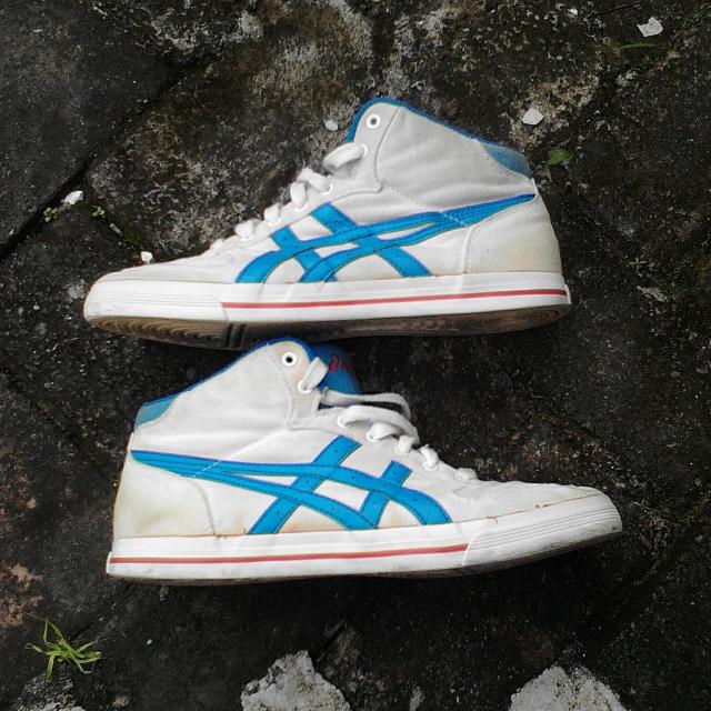 asics aaron mt