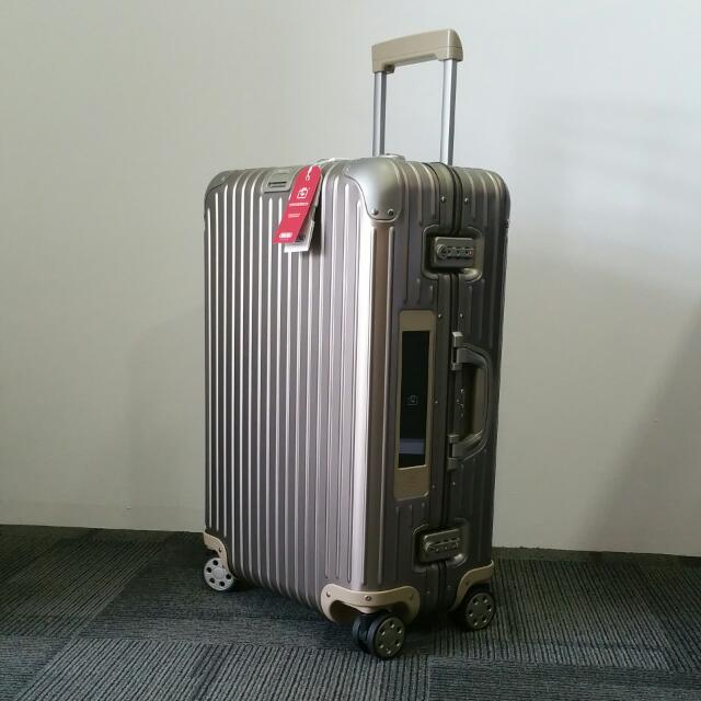 Rimowa topas titanium 63 on sale