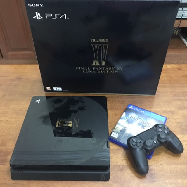 本体PlayStation®4 FINAL FANTASY XV LUNA EDI…