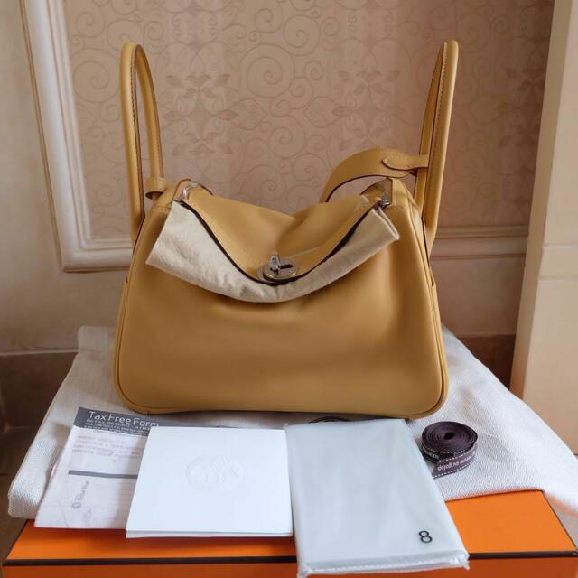 Brand New Hermes Lindy 26 Etoupe Clemence, Luxury, Bags & Wallets on  Carousell