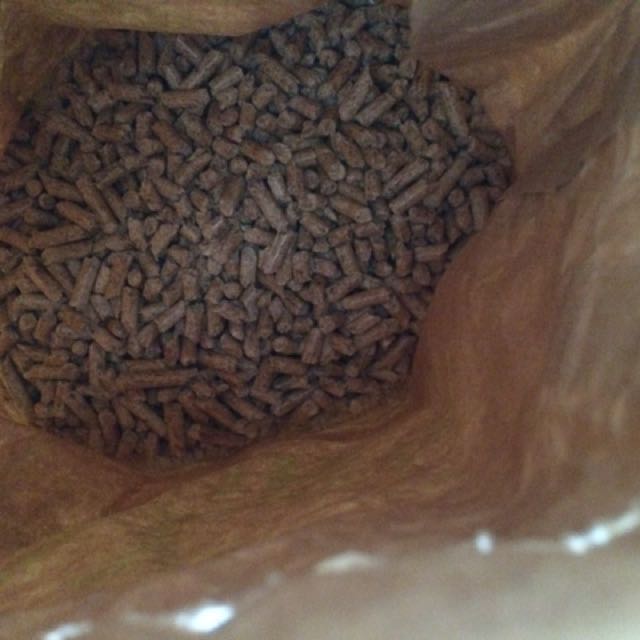 Litter Pellets For Rabbits, Pet Supplies, Pet Food on Carousell