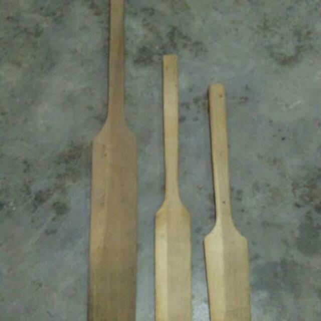 Sudip Kayu Handmade Peralatan Dapur Di Carou Tunjuk Banyak Lagi Peralatan Dapur Photo