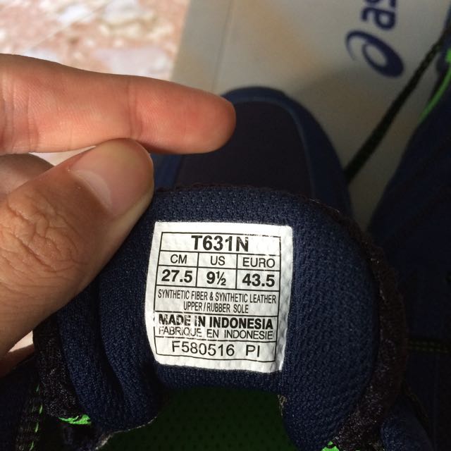 Asics Gel Fujiattack 5 GTX Size 9.5 US Men s Fashion Footwear