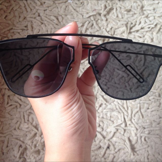 Dior 0204S Sunglasses Shades In Black Men s Fashion Watches Accessories Sunglasses Eyewear on Carousell