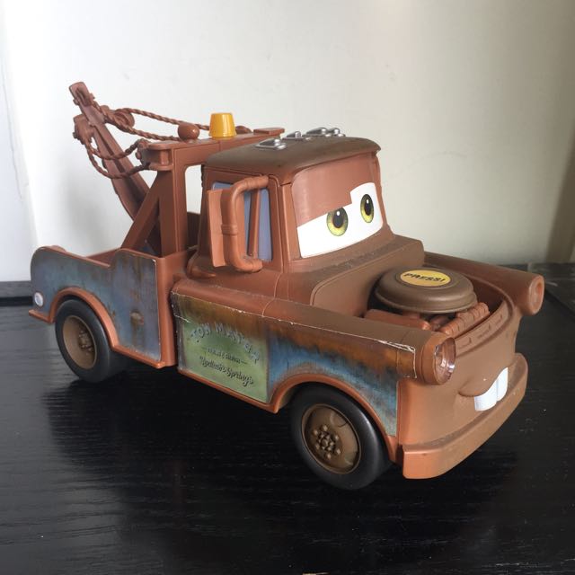 Mattel Disney Pixar Cars 2 Mater Tow Mater Talking Car Tow Truck 5