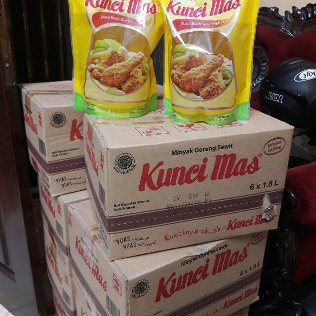 Minyak Goreng Kunci Mas 1 8l 147 000 Per Karton Barang Yang Dicari Di Carousell