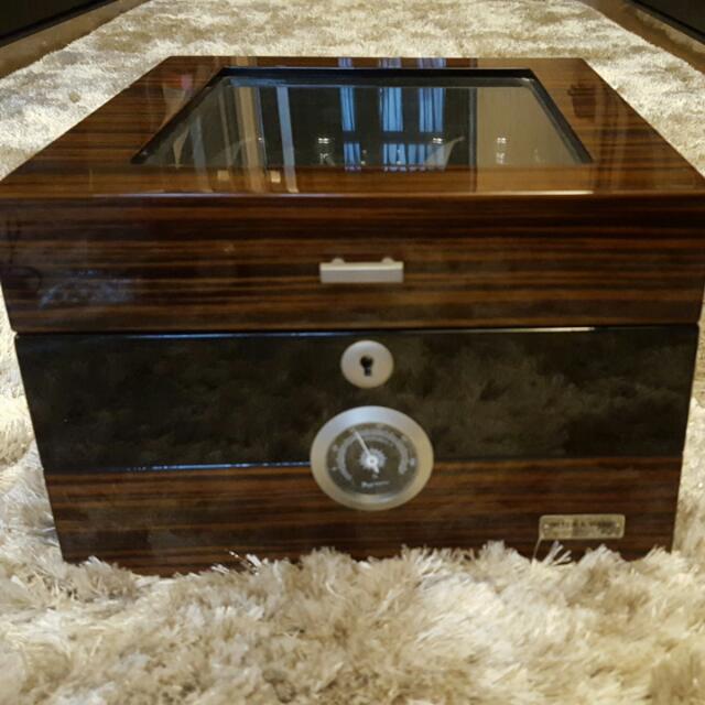Mitch and marc watch winder