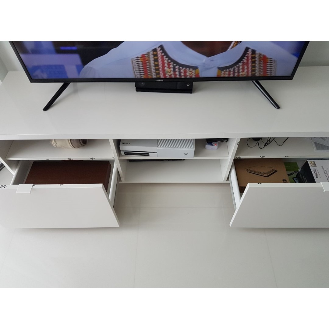 Preloved Ikea Byas TV bench, highgloss white, Furniture & Home Living