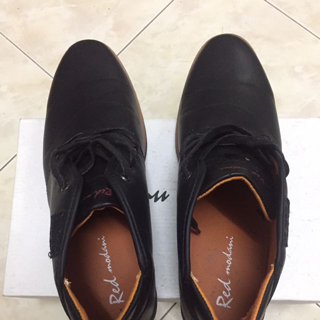 Red modani Shoes