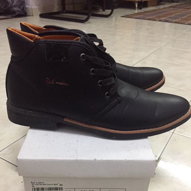Red modani Shoes