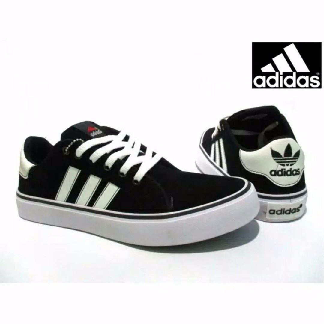 Sepatu Adidas Casual Pria Fesyen Pria Sepatu Di Carousell