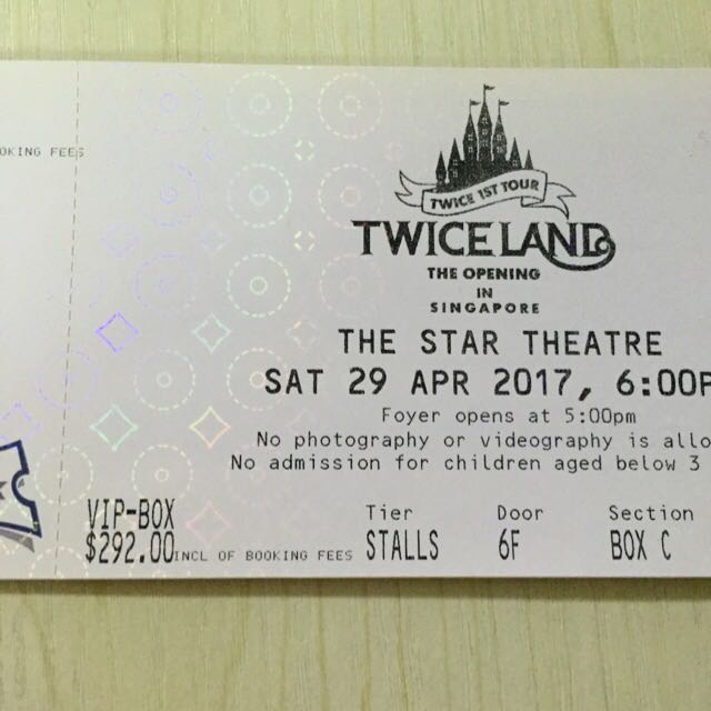 Twice Vip Box C X 1 Ticket, Tickets & Vouchers, Event Tickets on Carousell