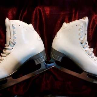 RF4 Risport Figure Ice Skates (White)