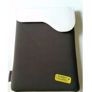 Protective Laptop Case - Leather Feel