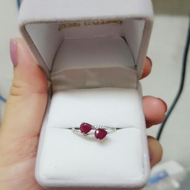 Authentic high quality Ruby Gem Stone Ring 925 solid sterling silver (Category: Necklaces) located in Petaling Jaya. Submitted by amatista18 (Listing ID 100320196, Image 2). Description: Authentic Ruby gem stone ring with cubic zirconia (man made diamond). Ruby stone weight at 1.07 carat Set in 925 sterling silver. Bought in Thailand with certificate of authentic. Too many rings at home.. decided to let go. Buy minimum 2 items from me and get RM1