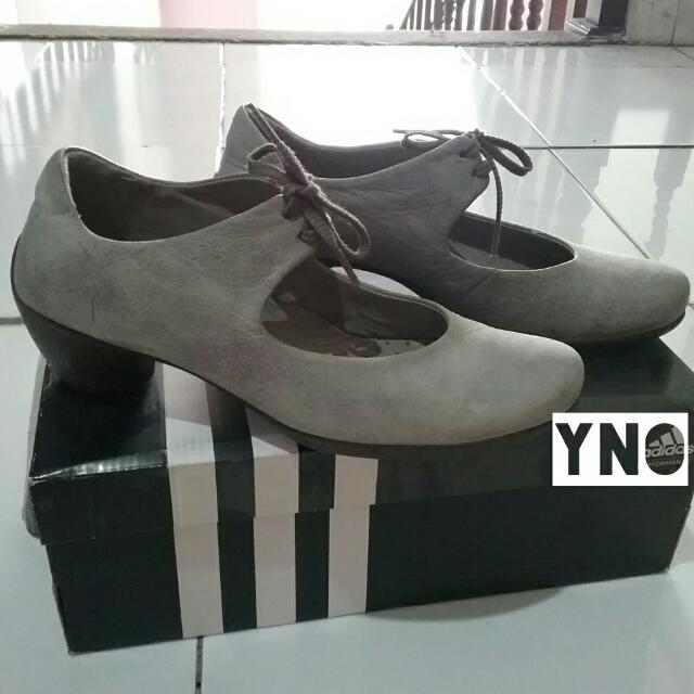 ecco size 38