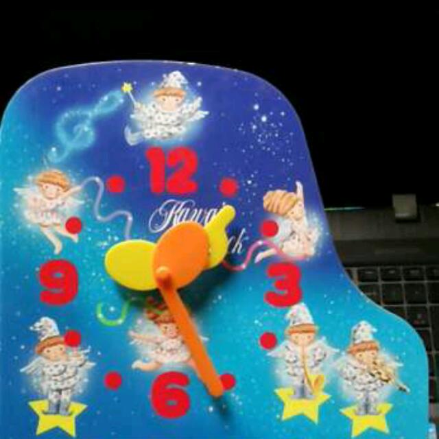 kawai clock table or wall clock (Category: Tables & Sets) located in Quezon City. Submitted by toys_r_here (Listing ID 100154393, Image 1). Description: .