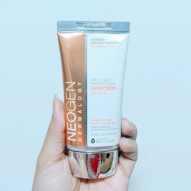 NEOGEN Daylight Protection Sunscreen SPF50/PA+++, Health & Nutrition