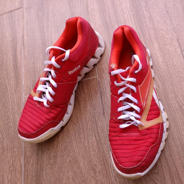 reebok zignano white