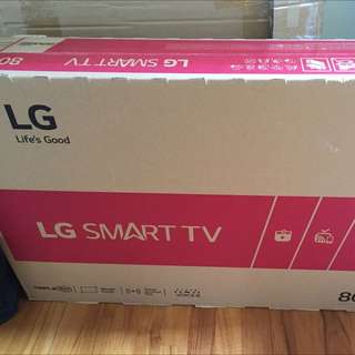 LG 32" Smart TV