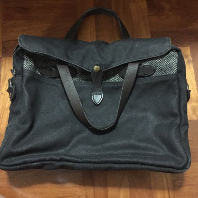 black filson briefcase