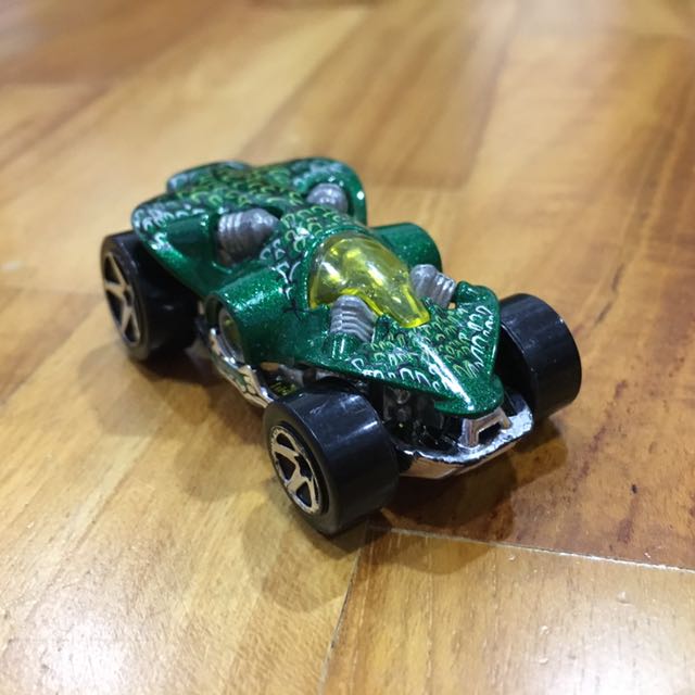 hot wheels swamp buggy