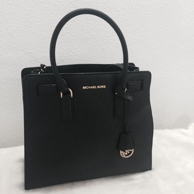 michael kors black and white tote