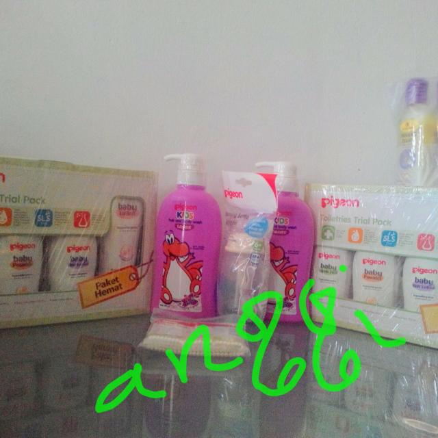 Pigeon Toiletries Trial Pack Hypoalergenic 100ml Paket Hemat Shampoo Pigeon Kids Jumbo 2in1 Hair N Body Wash Liquid Strawberry Grape 400ml Pigeon Bottle Spoon Food Feeder 120ml Bpa Free Bayi Anak Perawatan