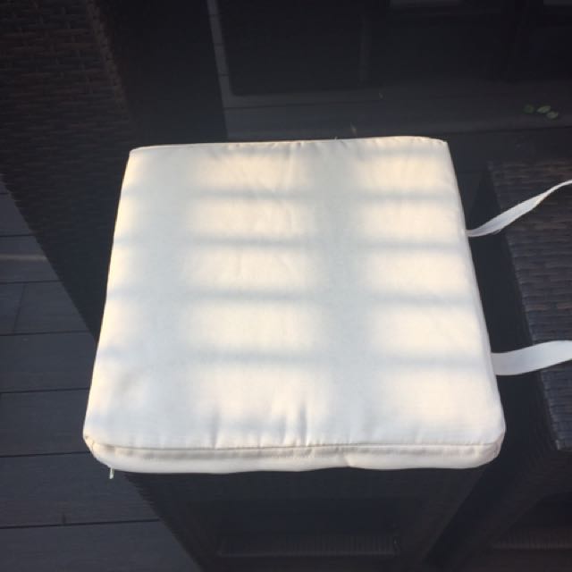 Bargain High Outdoor Counter Table, 6 Chairs, Furniture & Home Living, Furniture, Tables & Sets