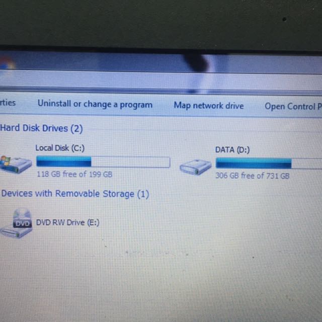 Dell Computer (Category: Desktops) located in Singapore. Submitted by yanoo1 (Listing ID 100793785, Image 2). Description: .