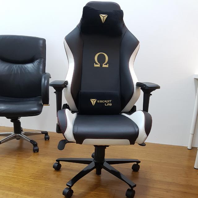 Secret Lab Omega Gaming Chair Seat, Toys & Games, Video Gaming, Gaming ...