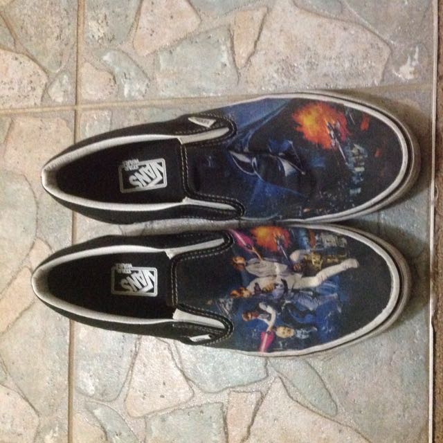 Star wars slip on deals