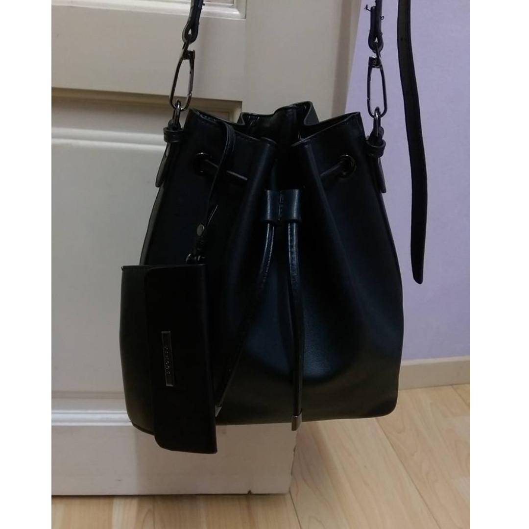 Vincci cheap bucket bag