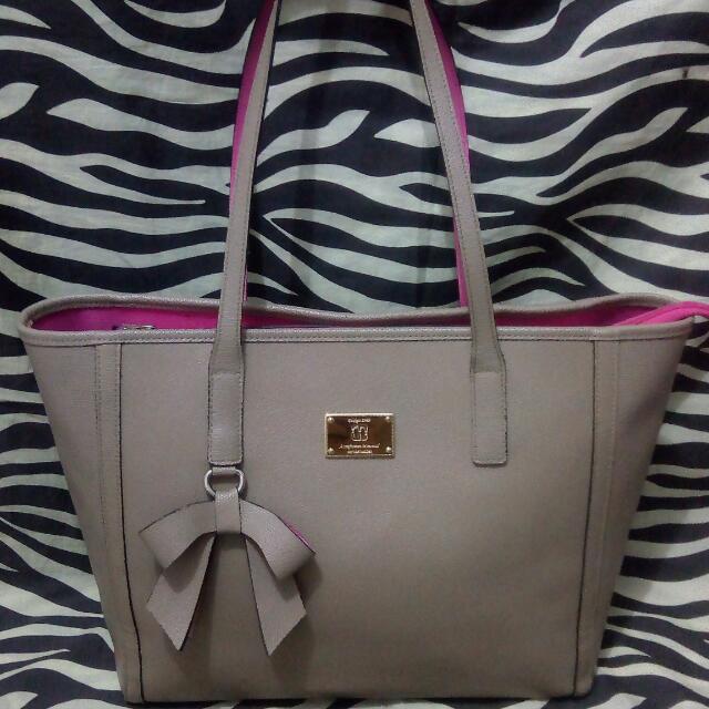Authentic Nicole Miller Tote Bag Women s Fashion Bags Wallets