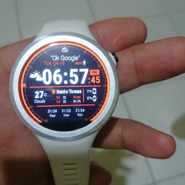 MOTOROLA Moto 360 SPORT WHITE (2nd Gen.) Smart Watch, Men's Fashion