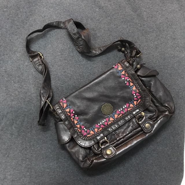 rip curl cross body bag