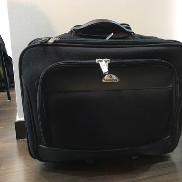 Laptop Trolley Bag Overnighter - Samsonite Pro Tech - Bragpacker