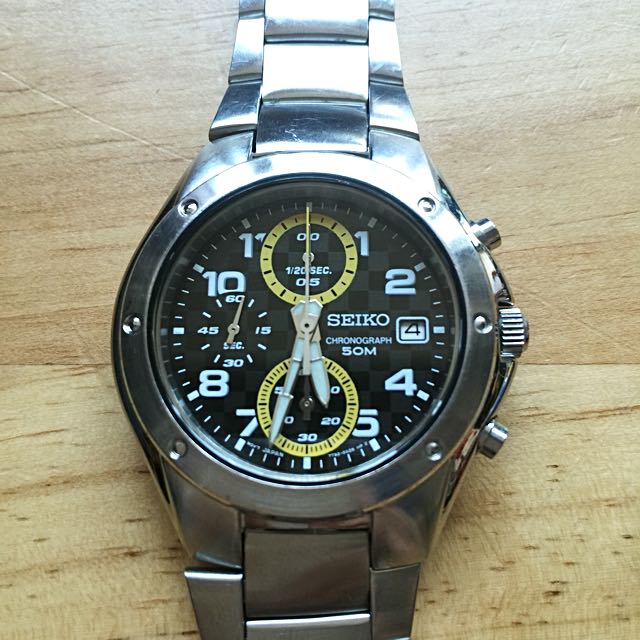 Seiko Quartz Chronograph watch (7T92-0FX0), 名牌, 手錶- Carousell