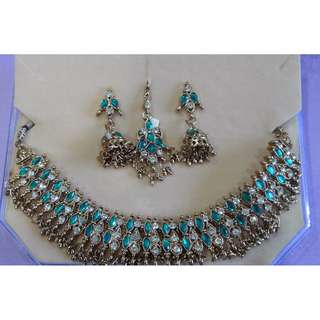 Choker Set