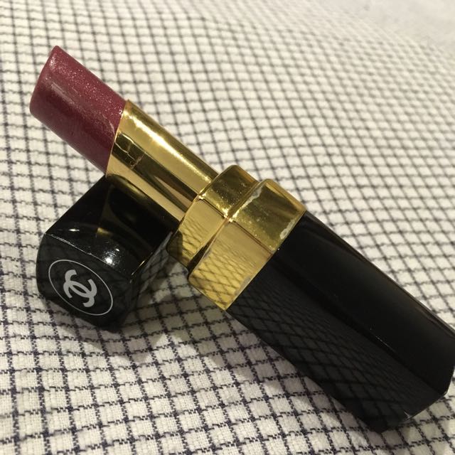 Chanel Rouge Coco Flash Lipstick in Freeze 118, Beauty & Personal Care,  Face, Makeup on Carousell