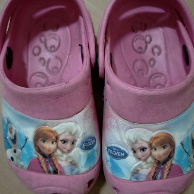 crocs elsa anna