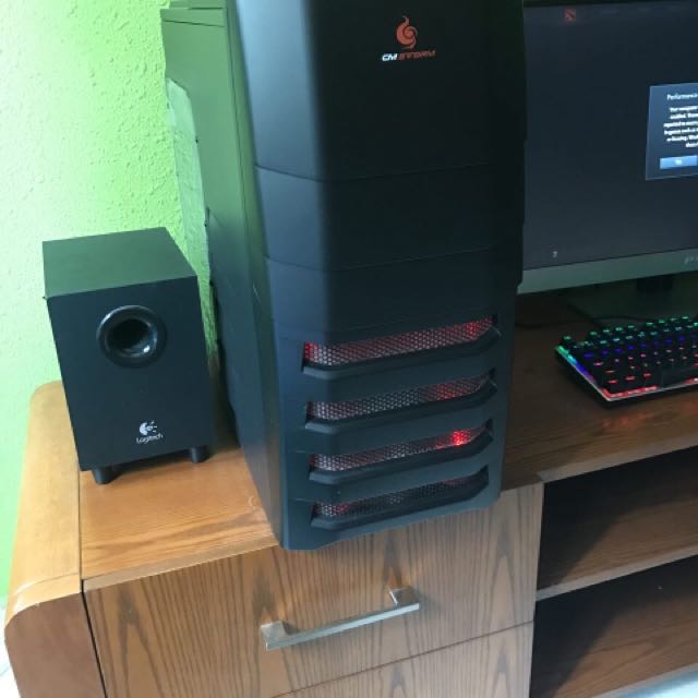 Desktop Set (complete), Computers & Tech, Desktops on Carousell