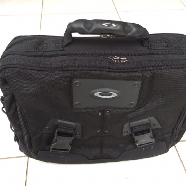 oakley briefcase