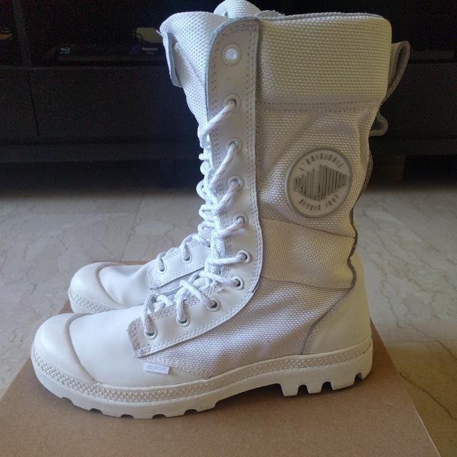 white tactical boots