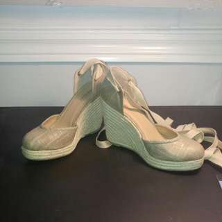 Biege and Gold Wedges
