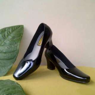 (Kategori: ) berada di . Dikirim oleh enorefina82 (ID iklan 101310796, Gambar 1). Deskripsi: .